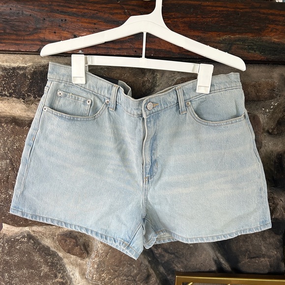 NWT Banana Republic Classic Denim Short 4” - Picture 1 of 5
